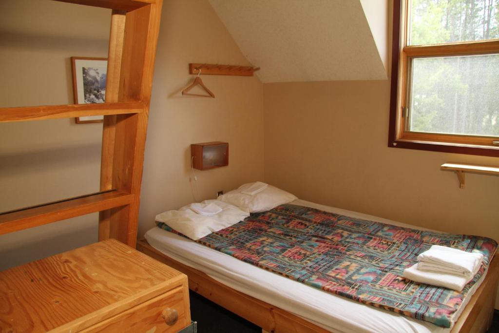 Hi Lake Louise Alpine Centre - Hostel Habitación foto